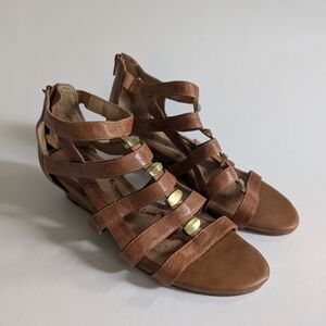 Sofft Tan Strappy Sandals with Gold Accents
